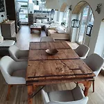 Casa Olyves Onil