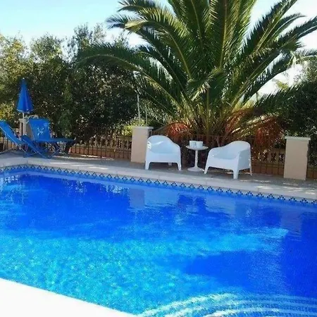 Villa Casa Olyves Onil