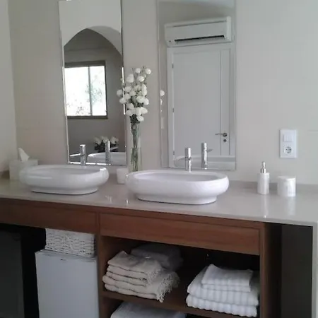 Casa Olyves Villa *